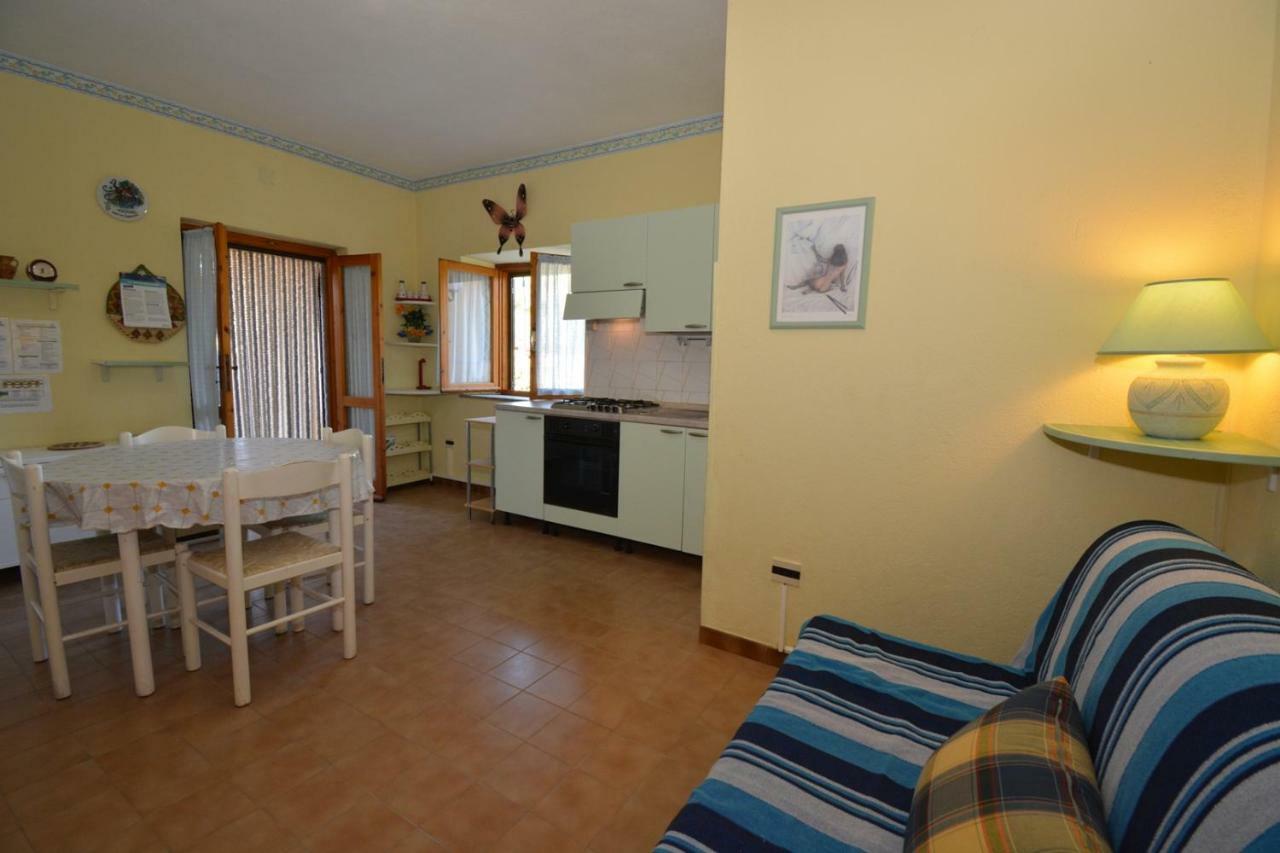 Casa Nadia Appartement San Teodoro  Kamer foto