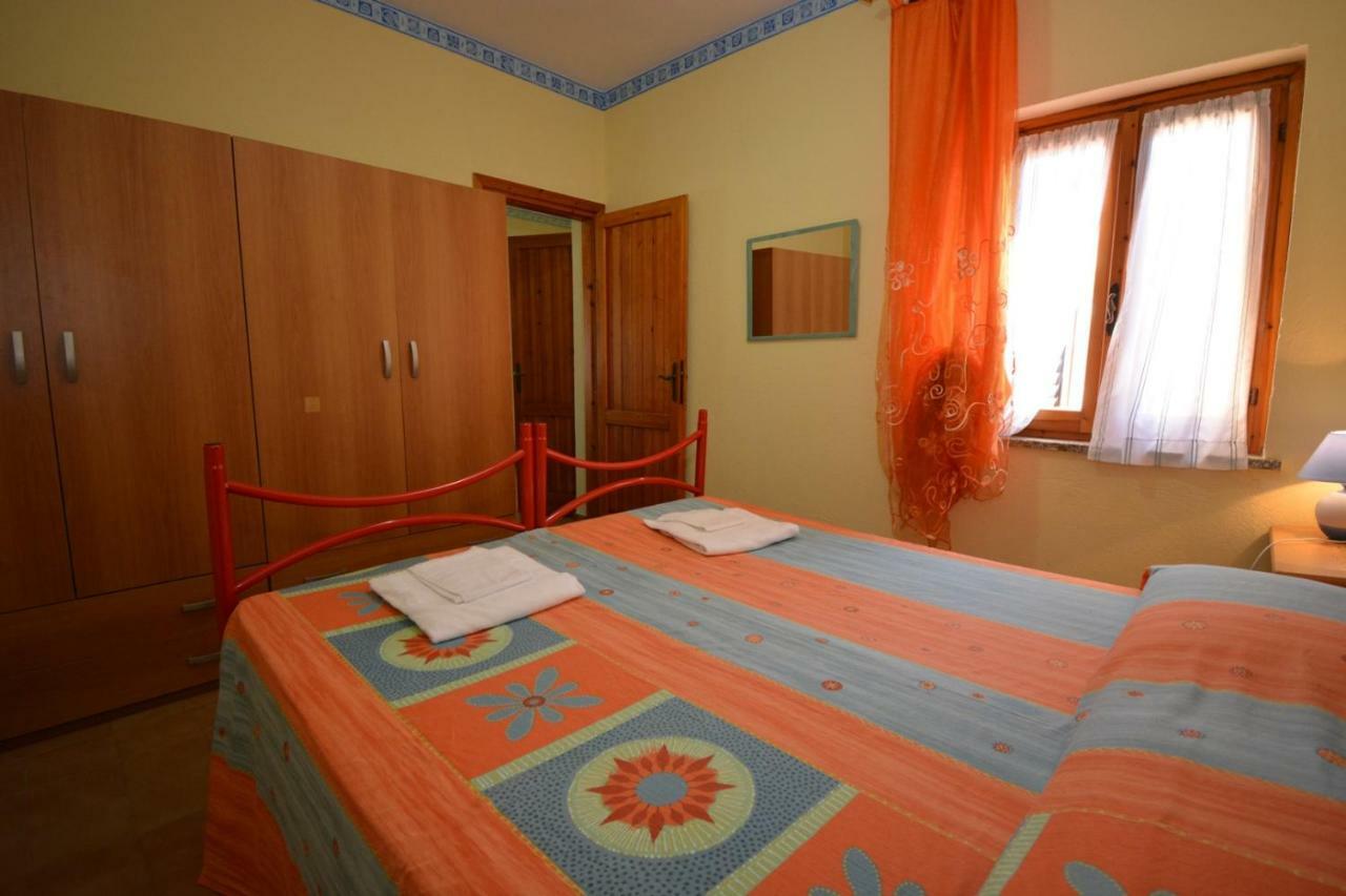 Casa Nadia Appartement San Teodoro  Buitenkant foto